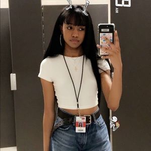 Meet your Posher, Evey